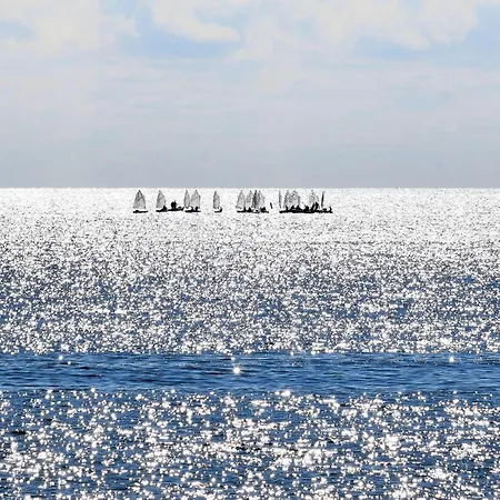 Holiday home 3 Bedroom Lovely In Gizzeria Lido *