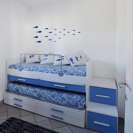 3 Bedroom Lovely In Gizzeria Lido Holiday home La Taverna