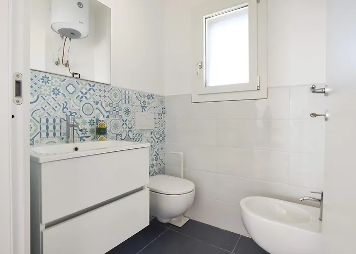 3 Bedroom Lovely In Gizzeria Lido Casa de Férias La Taverna